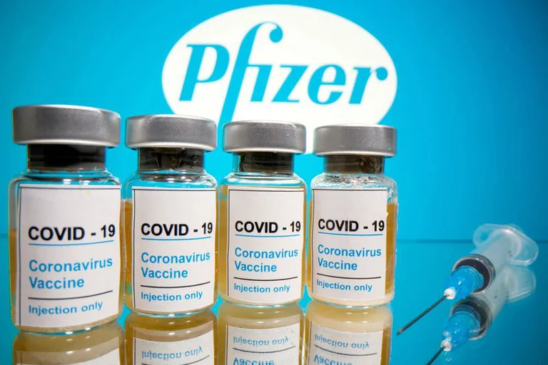 Pfizer anunció los primeros resultados de su vacuna bivalente ante Ómicron